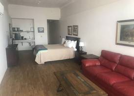 Katie's Cozy Suites 3