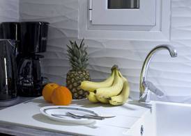 Victoria Square, Cozy and Stylish Apartment 5