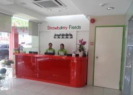 Hotel Strawberry Fields 3