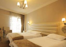 Royce Hotel 5