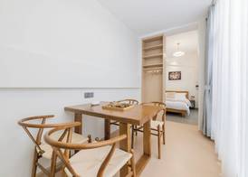 Stargazing Platform Inn - Heart of Old Canton 4