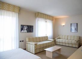 Brianteo Hotel Residence and Restaurant 4