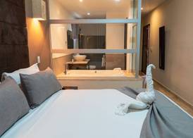 Hotel Silvestre 5