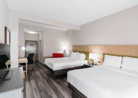 Townhome Inn And Suites 4