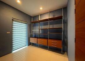 AP HOUSE 5