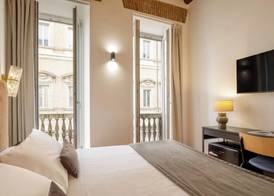 Signature Rooms by Hannah Hotels Collection 5