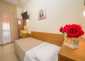 Mediterraneo Hotel & Suites 5
