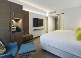 Courtyard by Marriott Oxford South 3