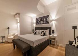 JOIVY Elegant Suites Near Villa Borghese 3