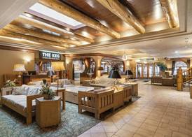 Banff Caribou Lodge and Spa 3