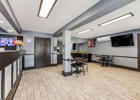Knights Inn Antioch 4