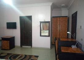 Bayse One Executive Suites and Bar 5