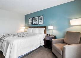 Sleep Inn and Suites - Ankeny 5