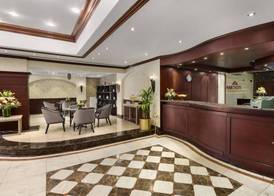 Hawthorn Suites by Wyndham Al Khobar 4