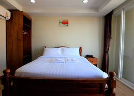 Royale 8 Ville Guest House 4