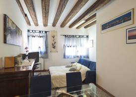 Romantic Lagoon 5