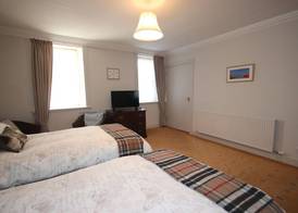 Inglestone House Guest House 5