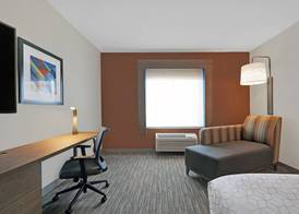 Holiday Inn Express & Suites NEWPORT by IHG 5