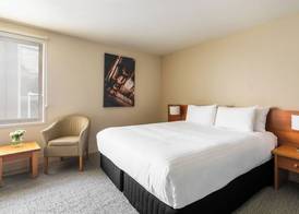 The Old Woolstore Apartment Hotel 4