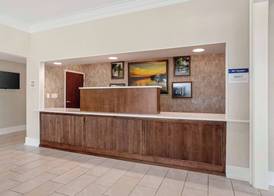 Best Western Plus Two Rivers Hotel & Suites 5