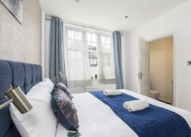 Marble Arch Apartments 3