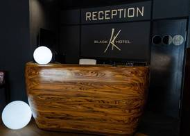 Black Hotel 3