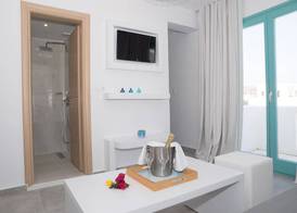 Amaryllis Beach Hotel 5