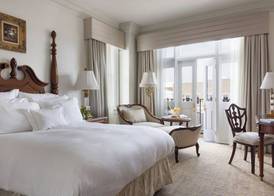 Market Pavilion Hotel 4