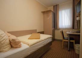 City Hotel 5