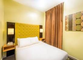 Comfy 2 bedroom apartment on Central Park West 5