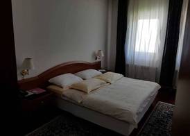 Hotel Maxi 4
