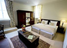 Schlosshotel Hugenpoet 5