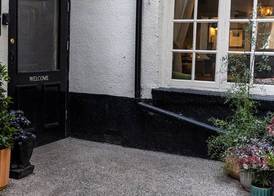 Black Lion Hotel Richmond 2