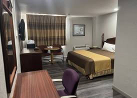 Economy Hotel San Antonio 4