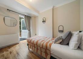 Cambridge Garden Apartments by Argyl 3