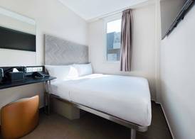 ibis budget Singapore Dahlia 3