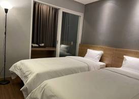 The garden hotel 3
