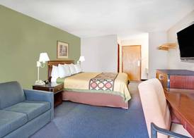 Super 8 by Wyndham West Memphis 4