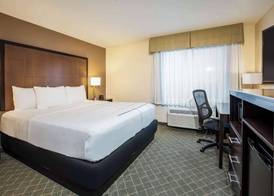 La Quinta by Wyndham Portland Airport 5