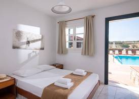 Golden Valentin Apartments 4