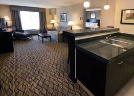 Holiday Inn Express & Suites MILFORD by IHG 3