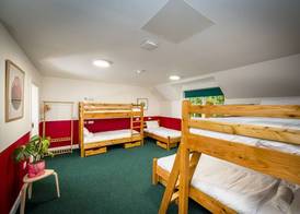Loch Ness Bunk Inn 3