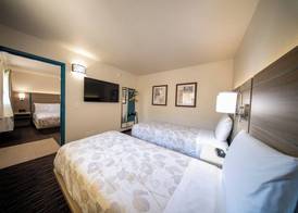 Lemon Heights Inn 5