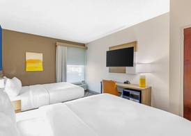 Comfort Suites Sumter near Shaw AFB 4