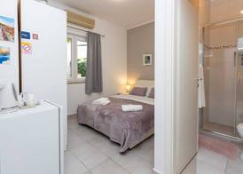 Rooms Batina 5