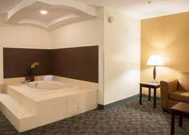 Holiday Inn Express & Suites CANTON by IHG 2