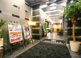 HOTEL LiVEMAX Yokohama Motomachi Ekimae 2