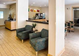 Quality Inn near Northtown Mall & National Sports Center 3