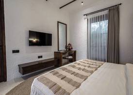 Moonlight EVDEkimi - Stylish 2BR escape with Tropical garden and Pool 4