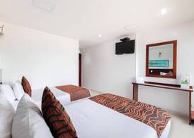 Hotel Parque 63 2